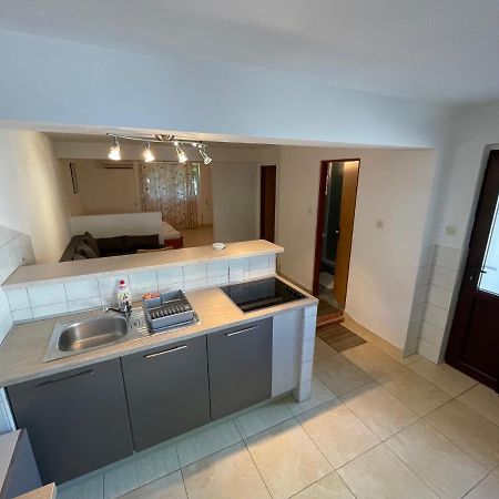 Apartment Victoria Stara Baska Ngoại thất bức ảnh