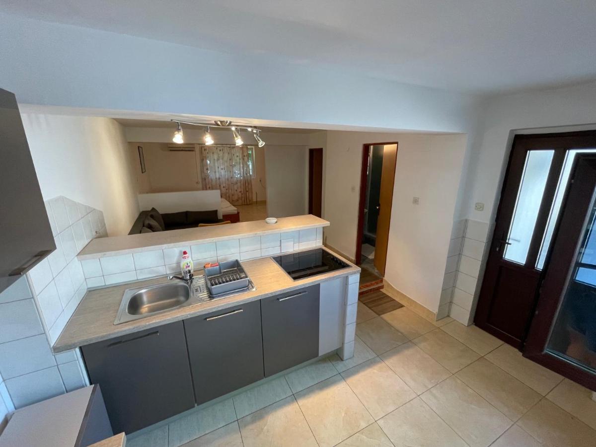 Apartment Victoria Stara Baska Ngoại thất bức ảnh
